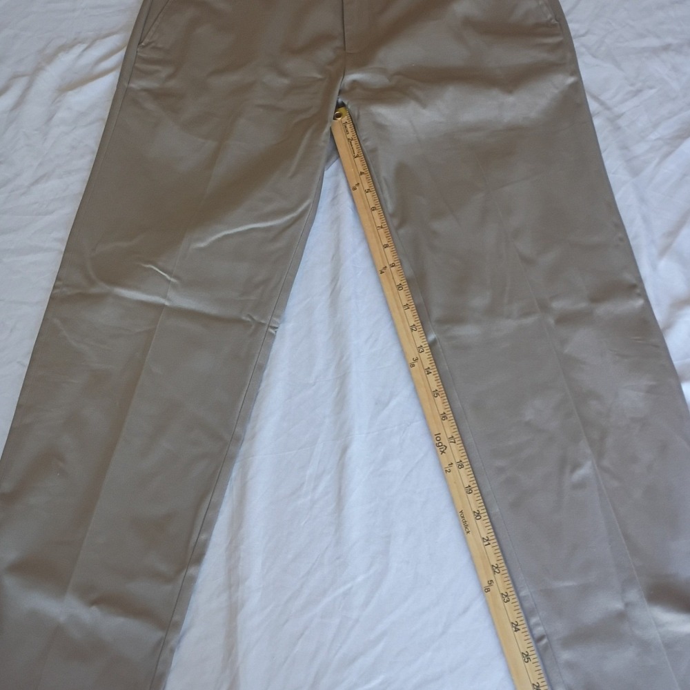 Haggar Flat Front Pants Mens 34x26 Khaki Tan Excellent Straight Leg Chinos